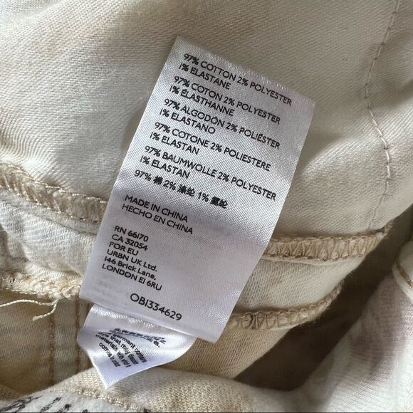 Anthropologie Pilcro Hannah Leathers Rainbow Ultra High-Rise Denim Shorts 28 - Picture 8 of 11